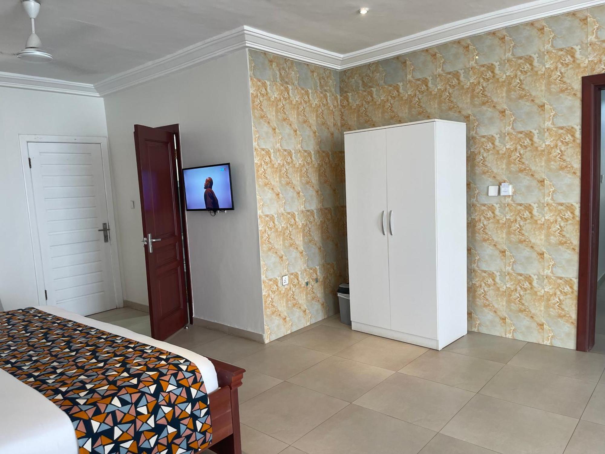Ocean Green Beach Resorts And Villas Prampram Екстериор снимка