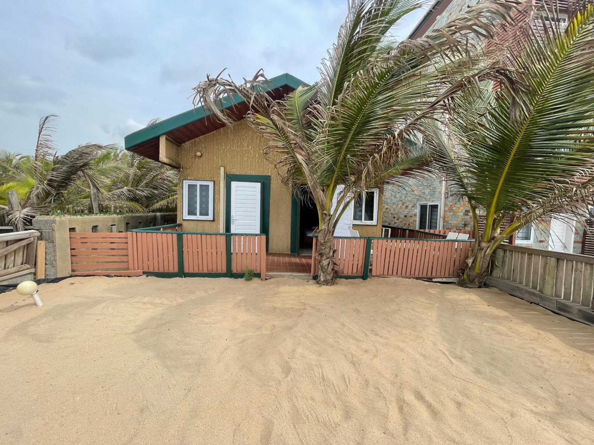 Ocean Green Beach Resorts And Villas Prampram Екстериор снимка
